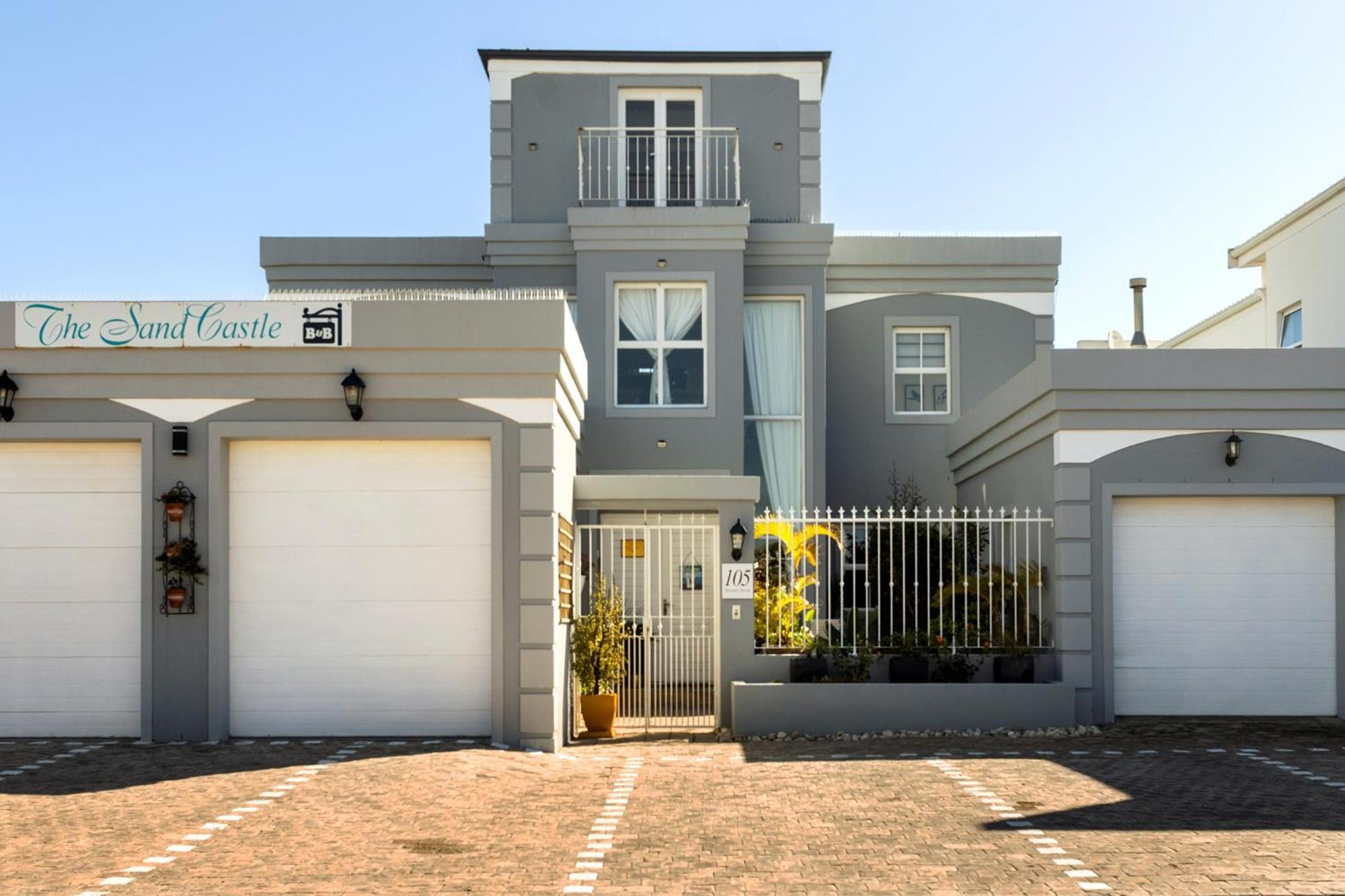The Sandcastle Guesthouse - Melkbosstrand Buitenkant foto