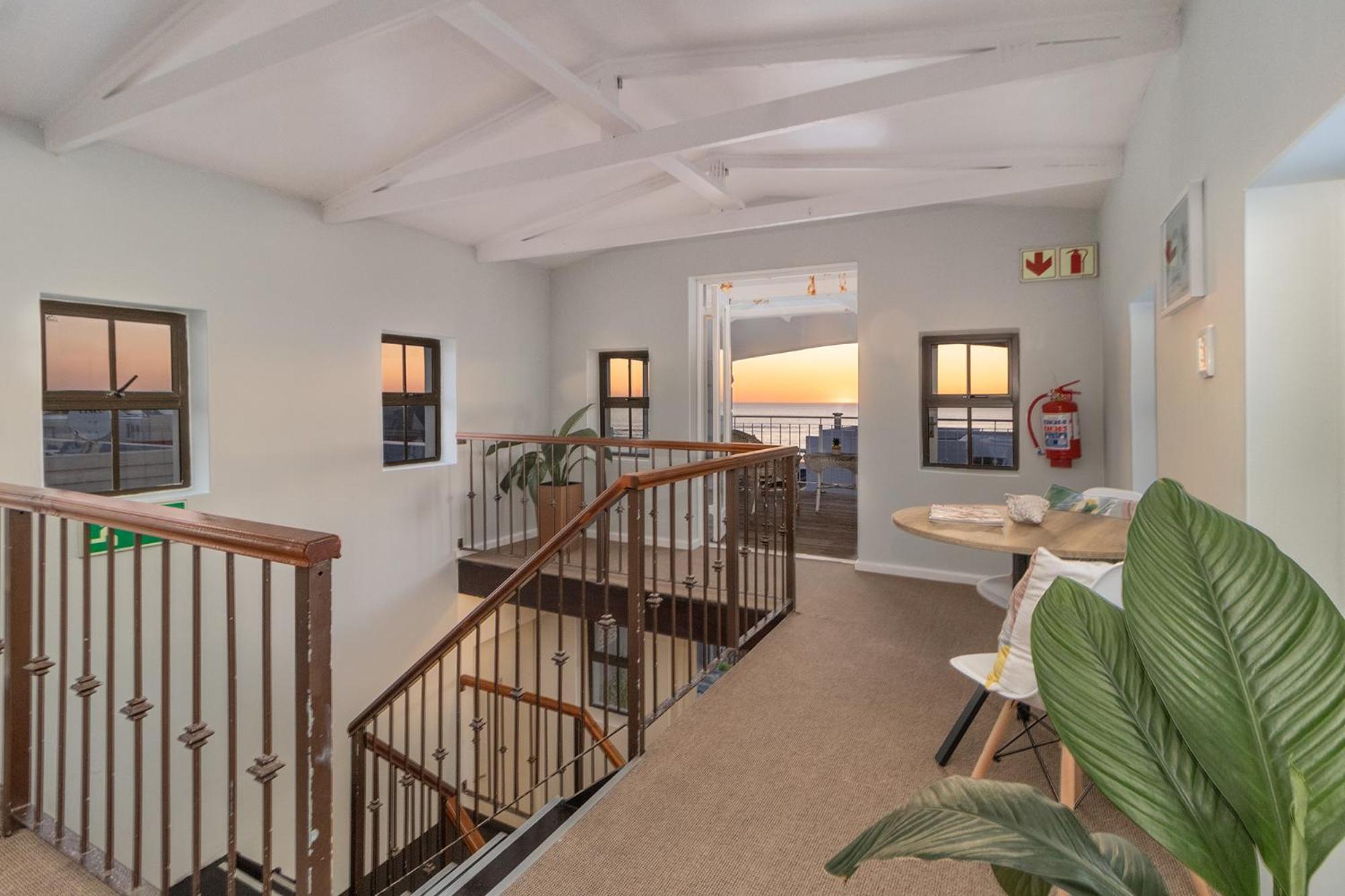 The Sandcastle Guesthouse - Melkbosstrand Buitenkant foto